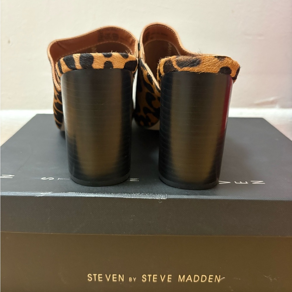 Steve Madden Leopard-Print Slip-On Mules in Brown and Black - Picture 3 of 5